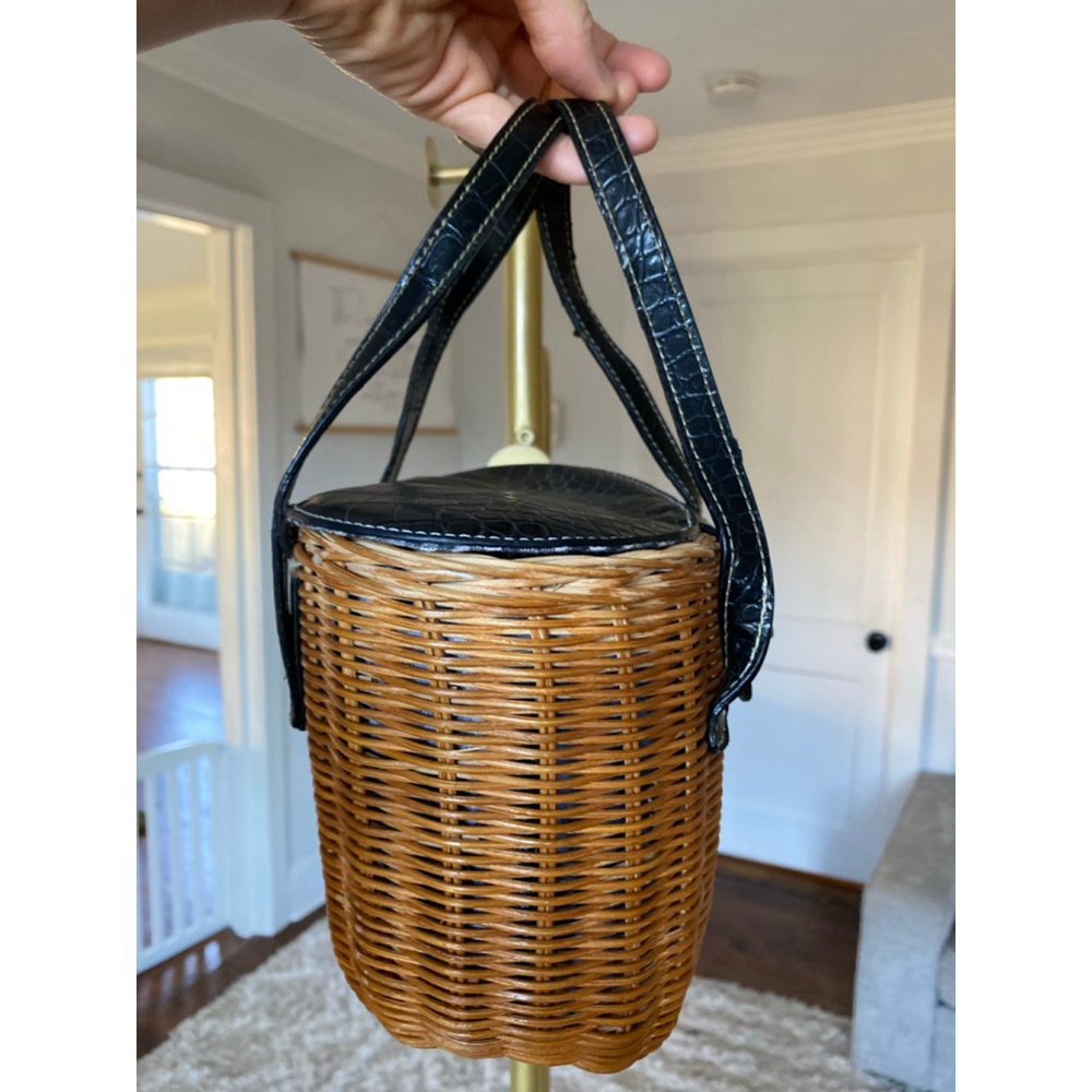 Vintage Wicker Basket Purse with Black Faux Croc Leather Trim & Gingham Lining - Picture 4 of 10